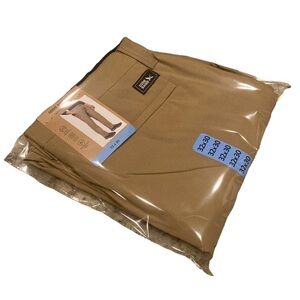 Eddie Bauer men’s 32x30 Khaki Tech Chino Pants NWT, $85 MSRP